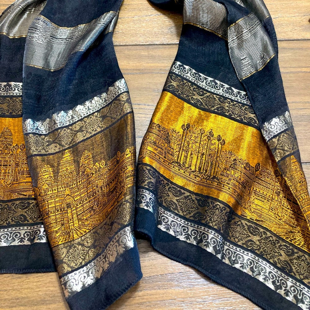 100% silk scarf